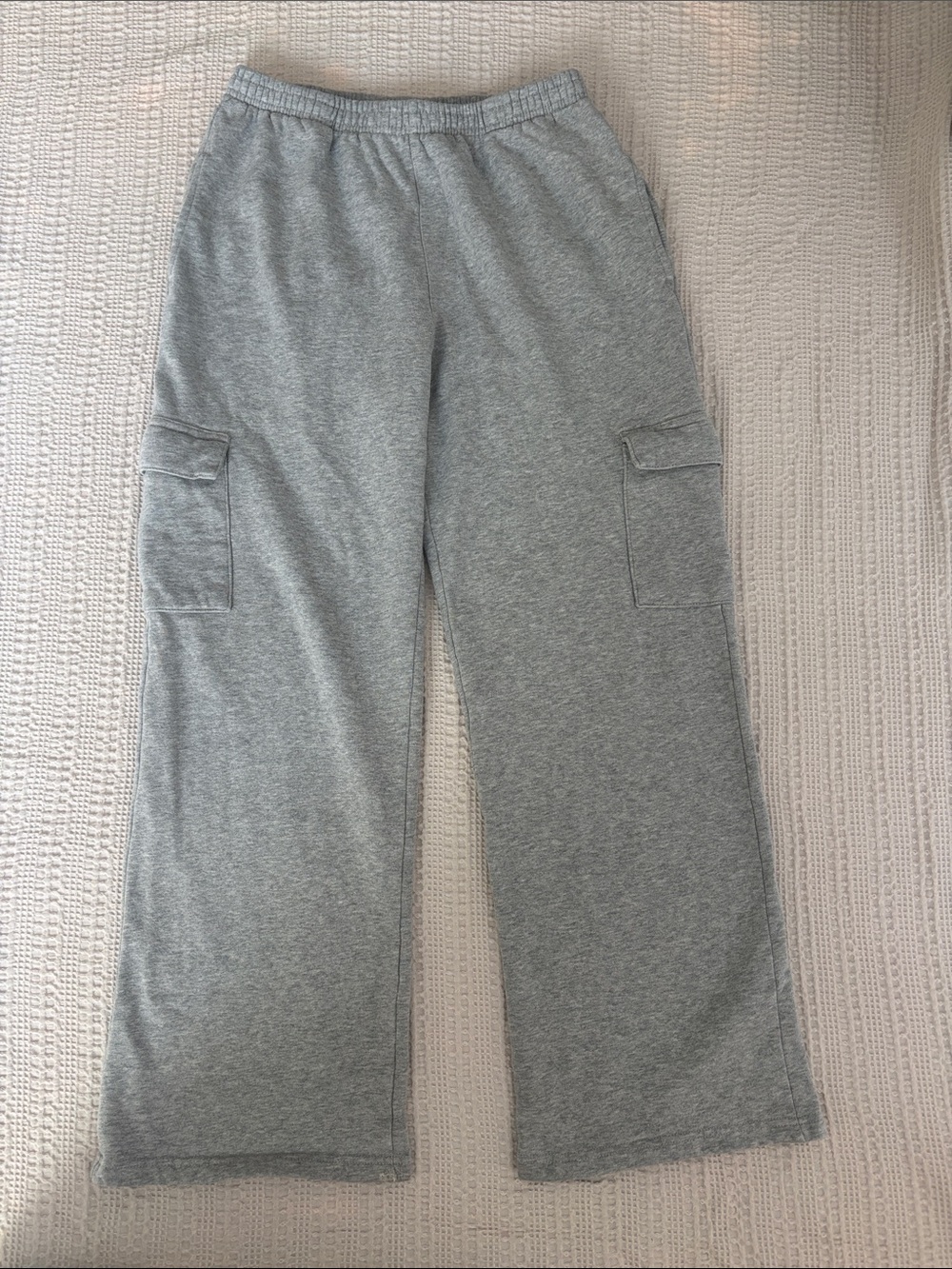 Brandy Melville Light Gray Wide-Leg Cargo Sweatpants